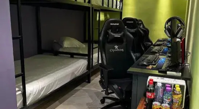 Кровать в общем номере Mudanjiang Hutong E-sports Hotel