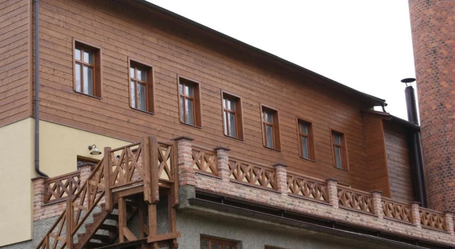 Penzion Pila, Rezerwuj Hotel Hotele w Jizera Mountains z parkingiem, Parking