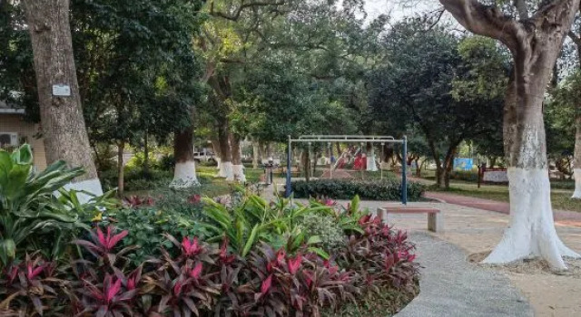 Zhuhai Baoyun Yaju Hotel (airport store), Boek Hotel Hotels in Guangdong met parkeren, Parkeren