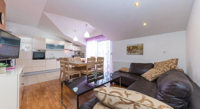 Beautiful Apartment in Trogir With 3 Bedrooms and Wifi, Забронировать Апартаменты/квартира Трогир 
