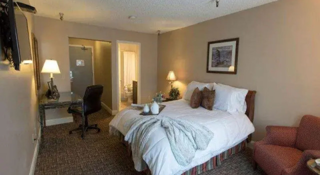 Люкс Ramada by Wyndham Juneau