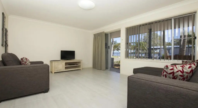 Апартаменты Lakeside Forster Holiday Park