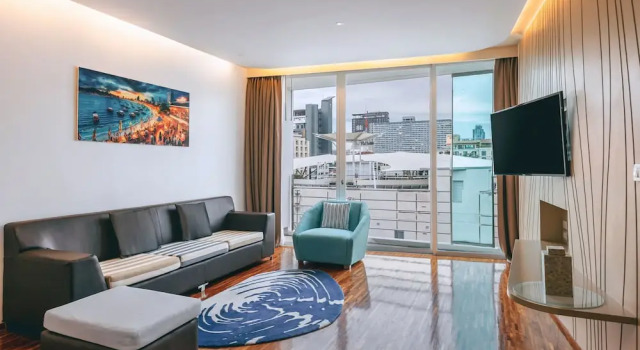 Dusit D2 Baraquda Pattaya, Забронировать Отель Отели Паттайя с парковкой, рядом с Пляж Паттайя, Парковка