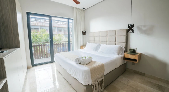 203B Amira Studio By Sandy Powerful