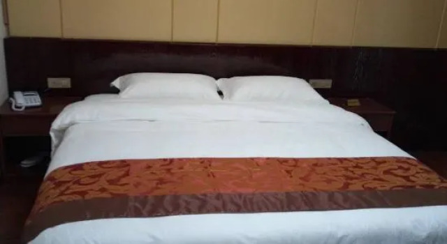 Tongcheng Jinting Hotel, Varaa Hotelli Xianning Hubei