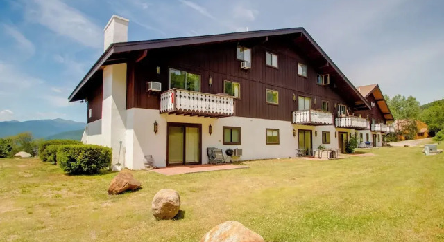 Апартаменты Mountaintop Condo w/ Great Mt Washington View