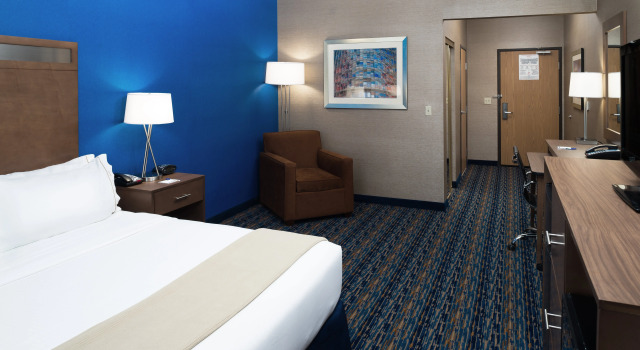 Holiday Inn Express Rocklin - Galleria Area, an IHG Hotel, Buchen Sie Hotel Rocklin Kalifornien