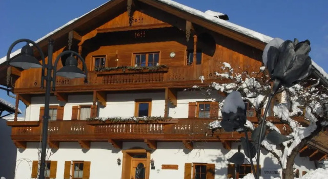 Hofbauer, Rezerwuj Hotel Hotele w Tyrol z parkingiem, Parking
