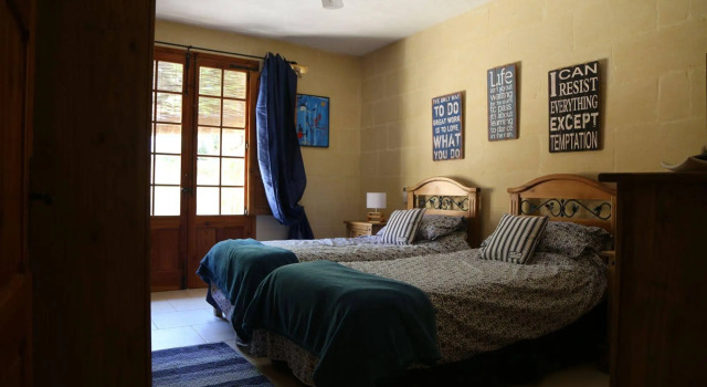 Ta Bedu Farmhouse, Varaa Hotelli Sannat Gozo