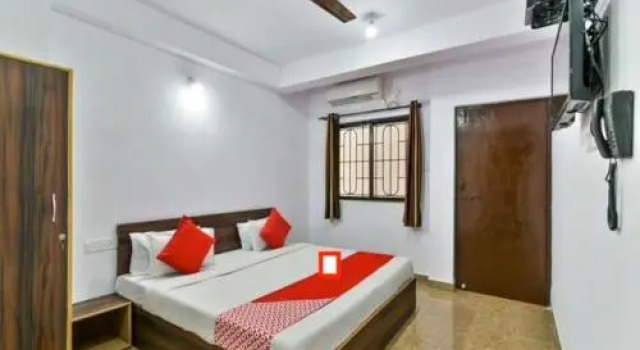 Sweet AC Rooms near KFC Restaurant, Забронировать Отель Калангут Северный Гоа, рядом с Пляж Калангут