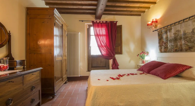 Вилла с 6 комнатами Villa Il Castellare