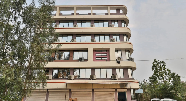 OYO 5584 Hotel Siddharth Inn