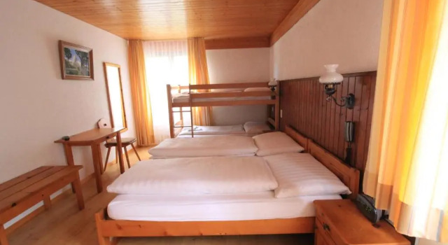 Четырёхместный номер Standard Hotel Fiescherhof