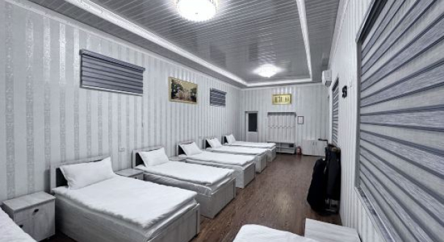 Кровать в общем номере Zamin Hostel and Guest House