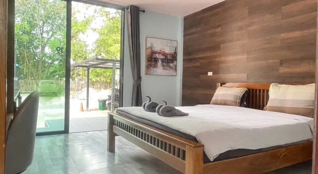 Номер Deluxe с балконом พบรักรีสอร์ท Pobruk resort