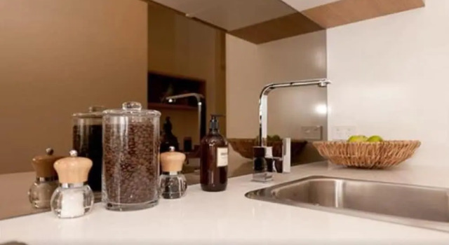 Апартаменты с 2 комнатами с балконом и с красивым видом из окна Vine Serviced Apartments
