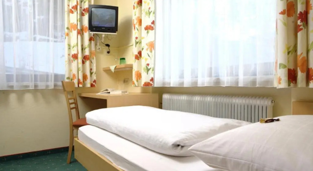 Номер Standard Pension Andreas