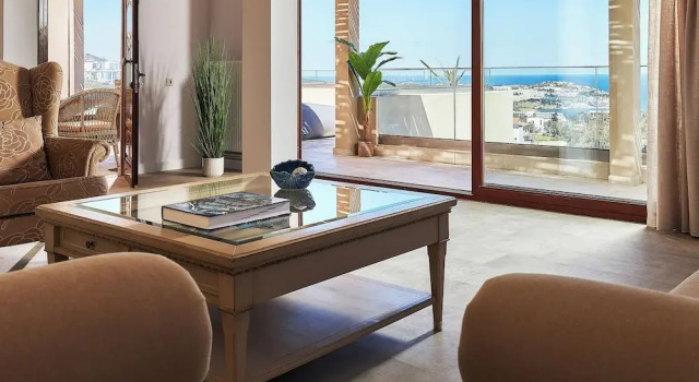 Вилла Premium с 4 комнатами с видом на море OZEA - Elevated Living