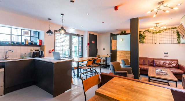 Кровать в общем номере CODE - The Loft, Edinburgh