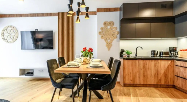 VisitZakopane HELIOS Apartment, Book Apartment Hotels in Tatras with Parking, Parking