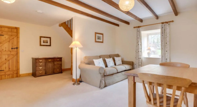 Holiday Home Hethpool Mill, Забронировать Отель Отели Шотландских границ с парковкой, Парковка
