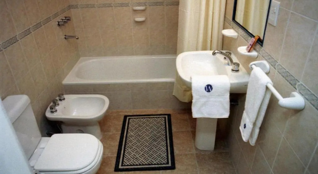 Трёхместный номер Standard Wilson Hotel