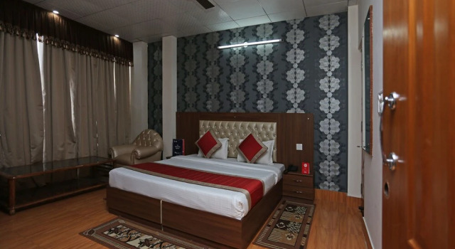 Shobha Palace Guest House By OYO Rooms, Rezervovat Penzión Déhrádún Uttarakhand
