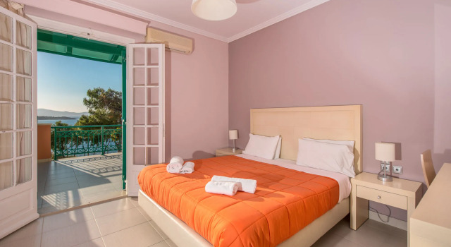 Balcony Hotel - Adults Only