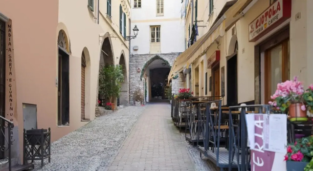 Cozy Holiday Home in Sanremo near Sea