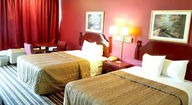 Quality Inn, Prenota Hotel Carneys Point Philadelphia Metropolitan Area