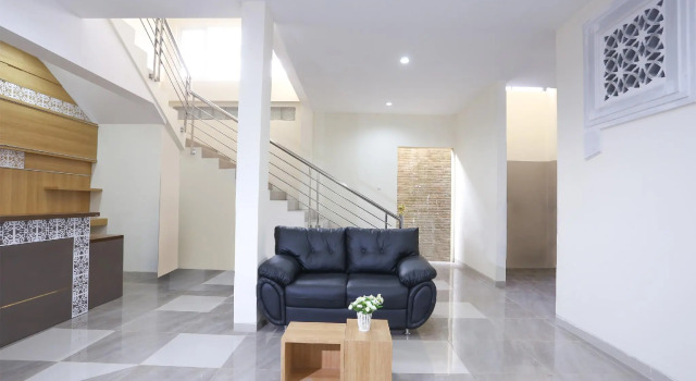 OYO 999 Garuda Guesthouse
