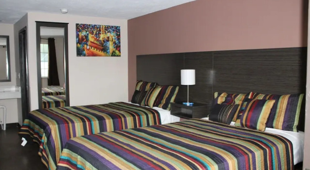 Номер Comfort Castle Inn