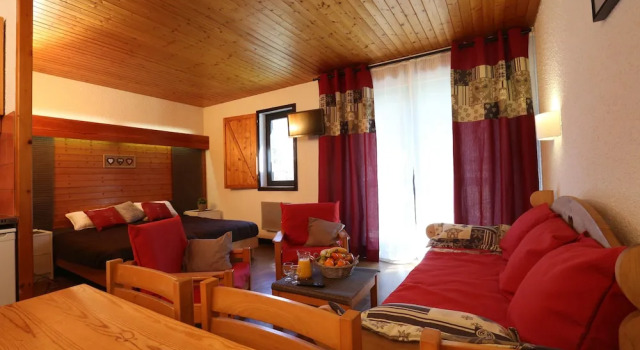 Апартаменты c 1 комнатой с балконом Village Club Les Tavaillons
