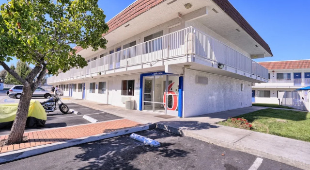 Motel 6 Pittsburg. CA, Prenota Motel Pittsburg San Francisco Bay Area