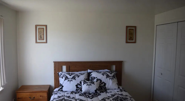 Номер Standard Mactavish Court Townhomes