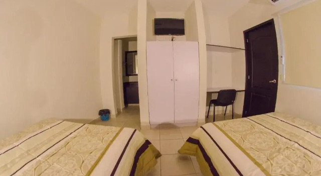 Четырёхместный номер Standard Hotel Belisario INN