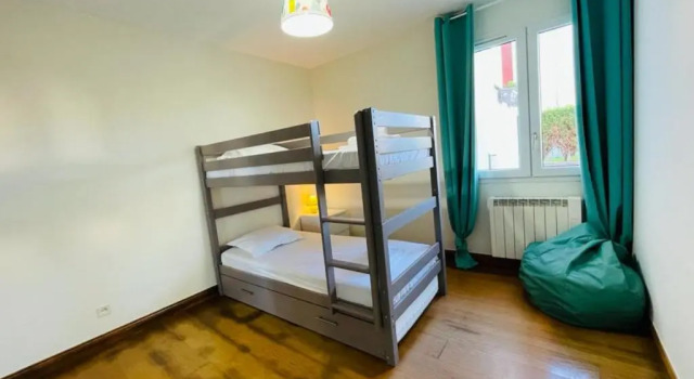 Apartment In Socoa 4 Minutes From The Beach, Prenota Appartamento Hotel a Aquitania con parcheggio, Parcheggio