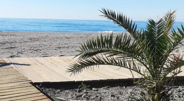 Dunas Jewel - Apartamento con terraza, Prenota Appartamento Hotel a Axarquía con parcheggio, Parcheggio