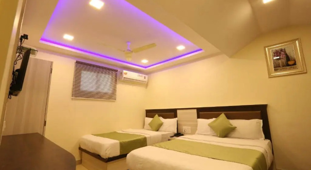 Четырёхместный номер Standard Hotel Happyland