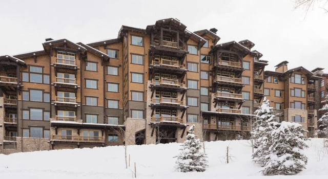 Silver Strike Lodge #403 - 2 Bed + Den, Varaa Hotelli Park City 