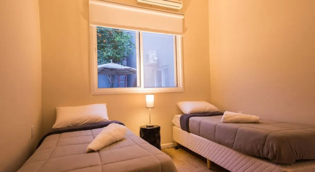 Hello Hostel Pelotas, Забронировать Хостел Отели в центре Пелотас, в центре
