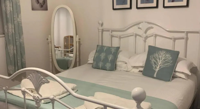 Seawards 2 Bedroomed Seafront Filey