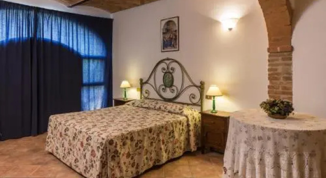 Agriturismo Andreini, Book Hotel Monteroni dʼArbia Crete Senesi