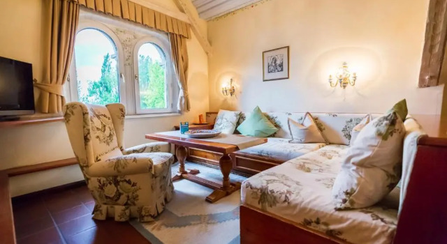Люкс Hotel Schloss Leonstain