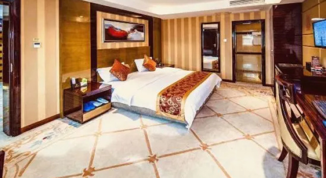 Люкс Deluxe Ru Jiang Hotel