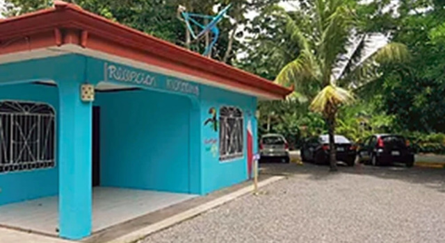 Piccolo Pueblo Hostel - Adults only