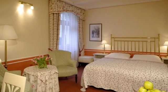 Двухместный номер Standard Hotel Embassy