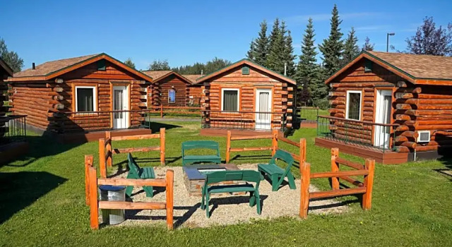 Бунгало Pikes Waterfront Lodge