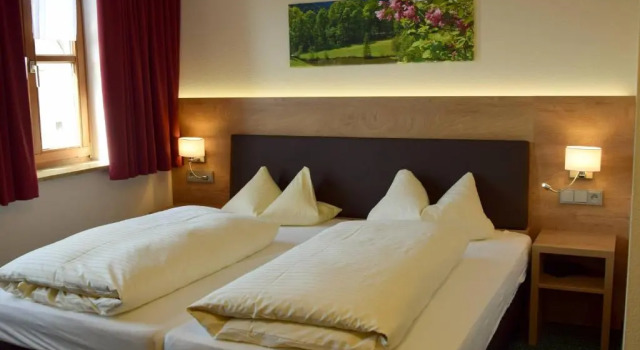 Трёхместный номер Standard Hotel Gasthof Zum Löwen