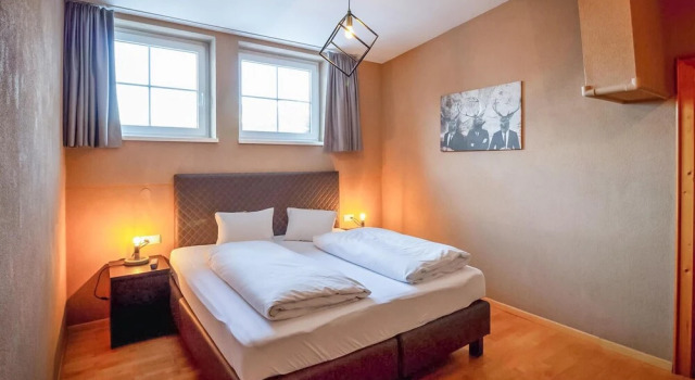 Nice Apartment in Wagrain With 4 Bedrooms, Wifi and Outdoor Swimming Pool, Rezerwuj Apartament Hotele w Salzburg z parkingiem, Parking